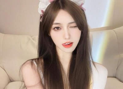 ​虽然我是一个大龄剩女，但你能不能好好和我谈个恋爱，不赶时间的