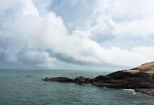 当一艘船沉入海底，当一个人成了谜，东极邂逅之旅