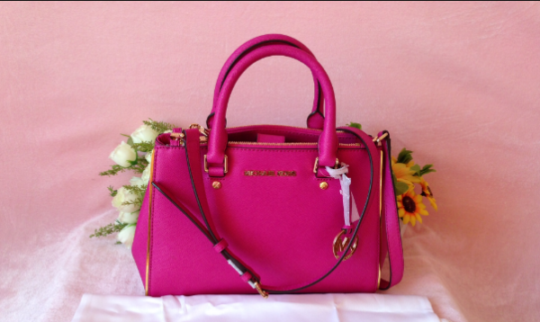 包包五金氧化变黑怎么办,mk包包五金掉色怎么处理图2