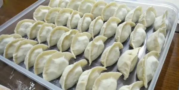 速冻饺子冷藏能放几天,蒸熟的饺子冷冻可以保存多久图4