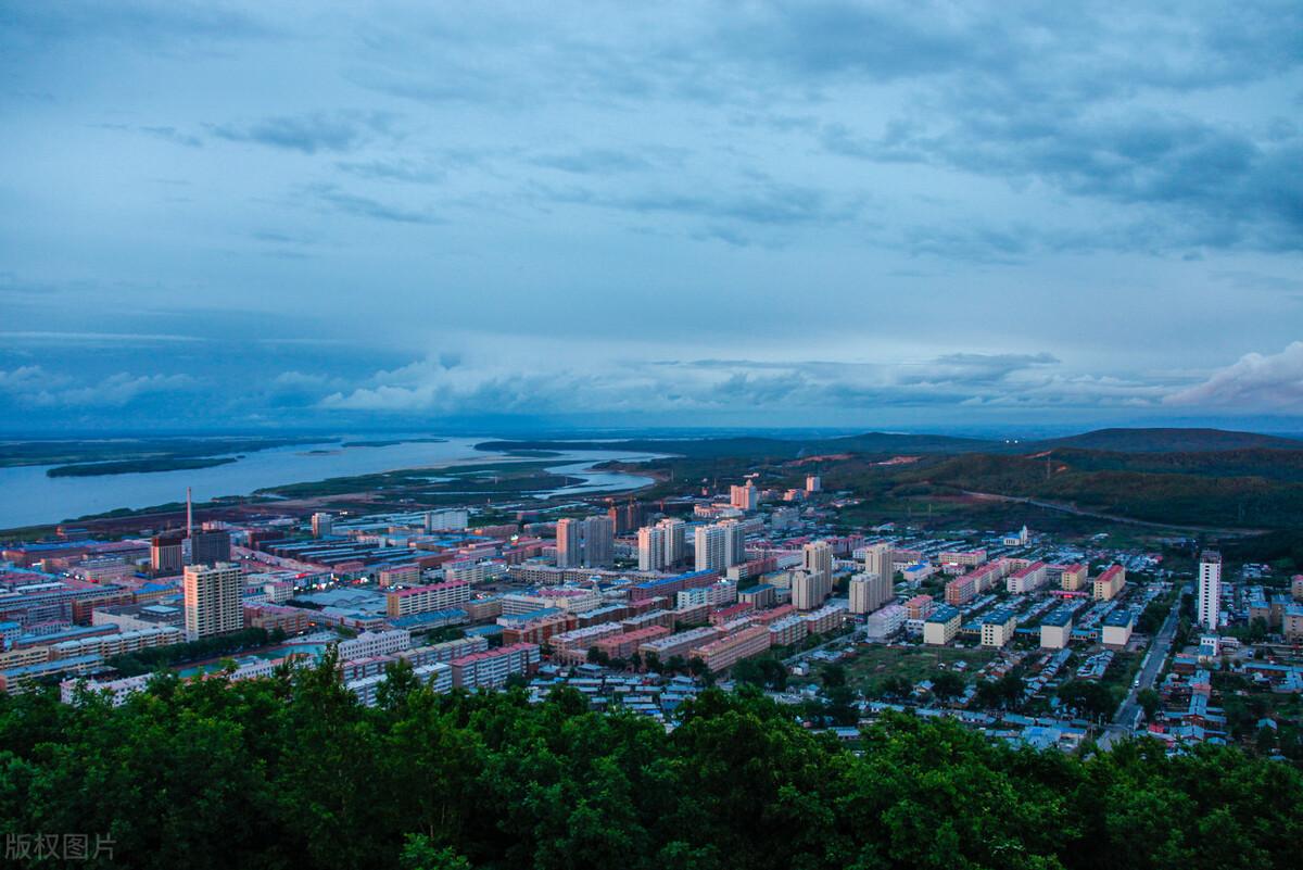 黑瞎子岛标志着什么边界线(黑瞎子岛为什么还一半)