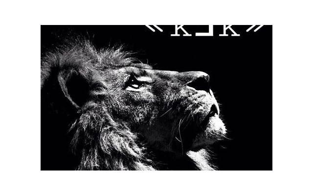 钟美美哭诉父母离婚原因？中美美哭诉父母离婚原因