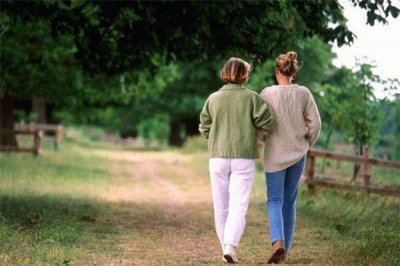 ​倒走对腰间盘突出治疗有用吗 倒走对腰间盘突出有好处吗