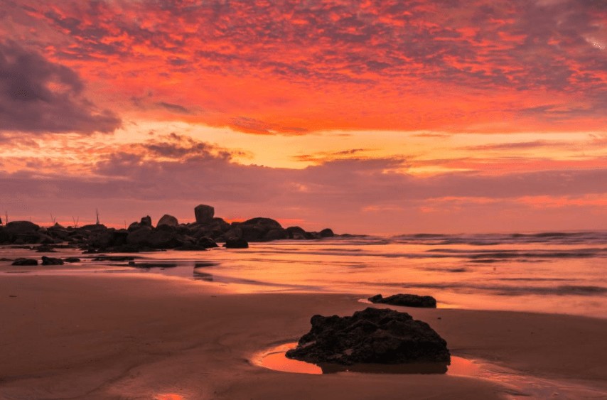 含盐量最高的海(也是世界盐度最高的海)