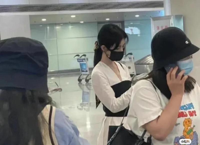 阔腿裤搭配什么鞋子（多配这3双鞋子时髦百搭）