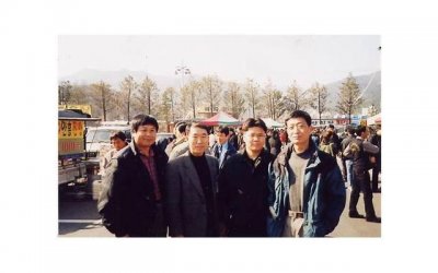 ​72岁男子拒绝56岁保姆(50岁的男保姆拒绝每个月1万)