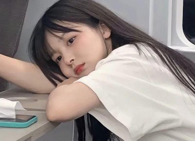 ​秋水喜欢小红还是赵英男（你会选择小红还是赵英男）