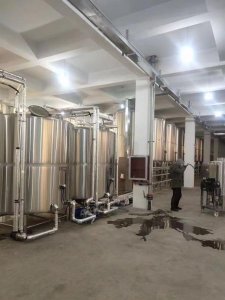 ​精酿啤酒设备价格表板 精酿啤酒设备价格多少