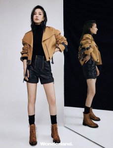 ​秋季搭配里，小短靴不能少，酷拽有型又百搭，必须拥有系列