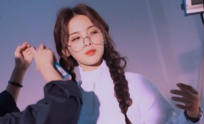 杨超越首度回应被叫做锦鲤，坦言不能用幸运这个词一概而论