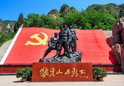 ​舍生取义，马宝玉等五战士为大部队成功拖延敌军追击和余药夫救助