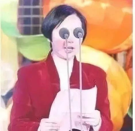 清库存了!2025最搞笑图片合集,笑到打鸣