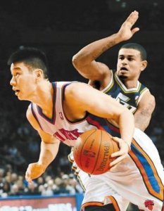 林书豪成名之战！这场球让全世界认识他！真是一战名扬天下