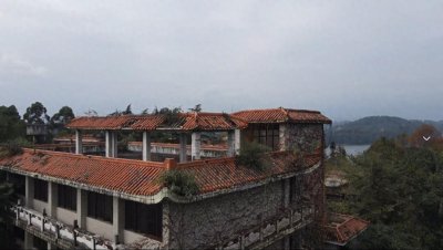 ​四川雅安著名的景区，昔日高档远近闻名，如今为何破败不堪